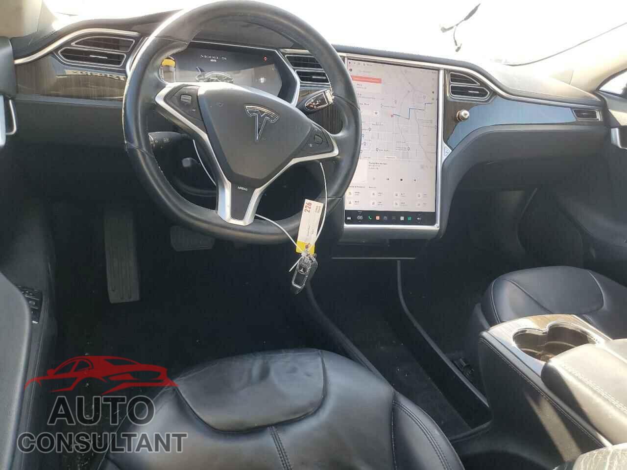 TESLA MODEL S 2013 - 5YJSA1CN9DFP15739
