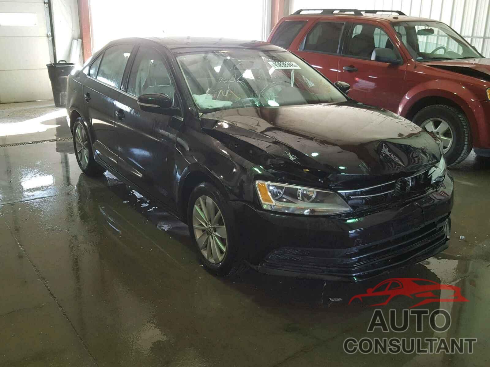 VOLKSWAGEN JETTA 2015 - 3VWD17AJ5FM407636