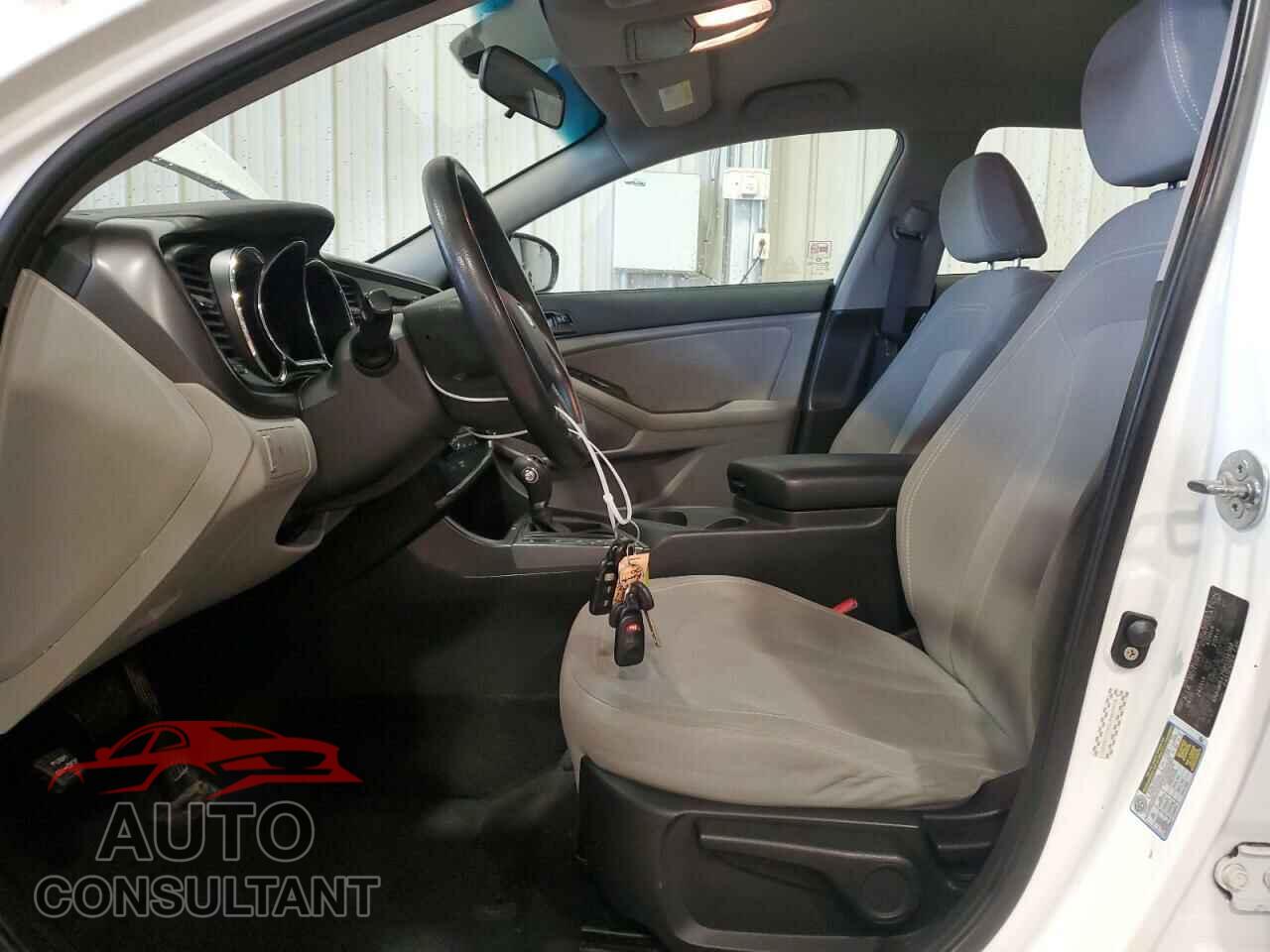 KIA OPTIMA 2011 - KNAGM4A75B5134088