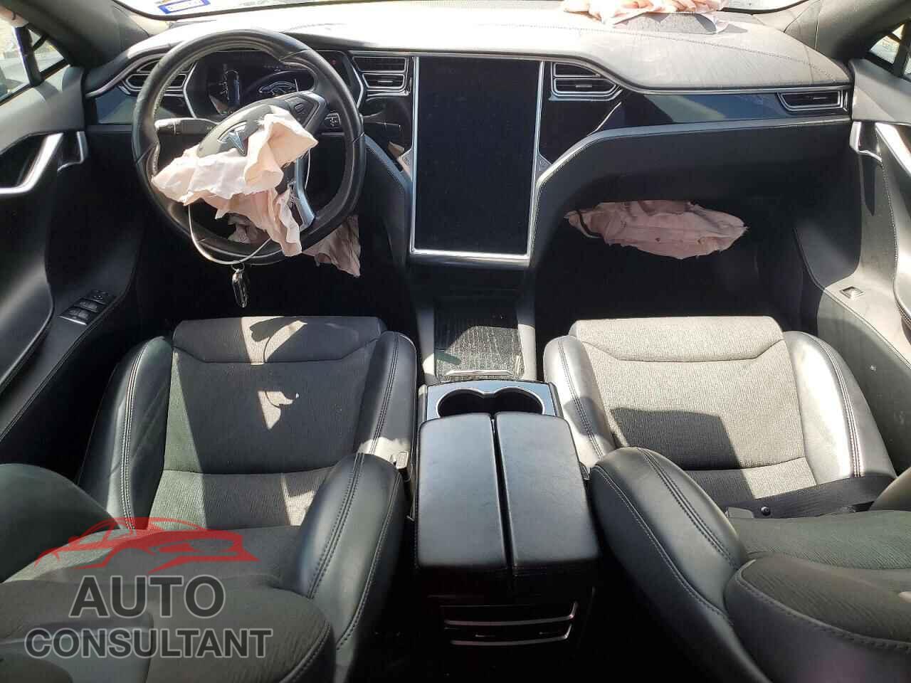 TESLA MODEL S 2017 - 5YJSA1E16HF202738