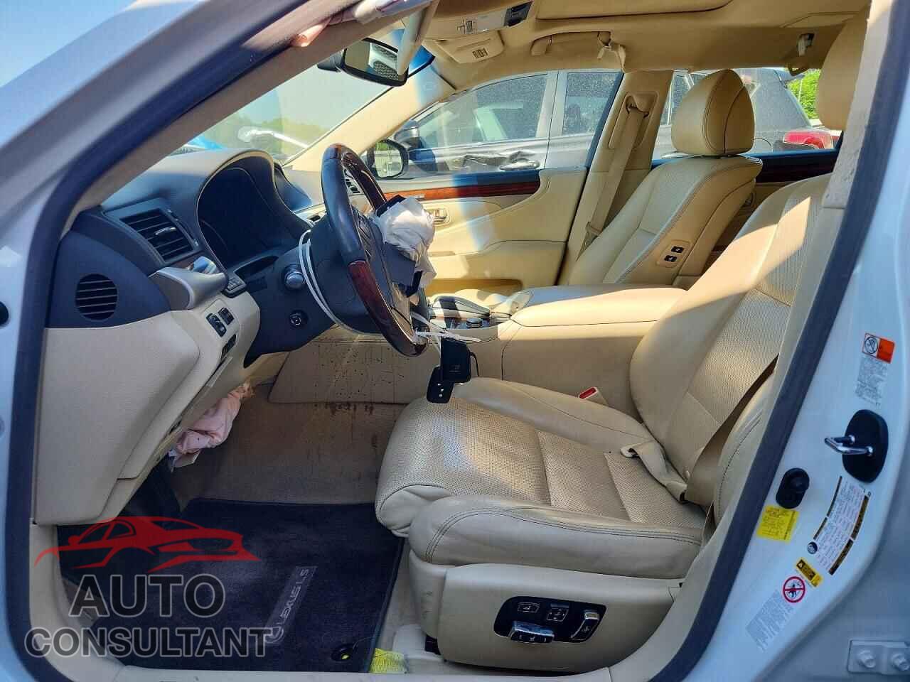 LEXUS LS460 2015 - JTHBL5EF3F5137342