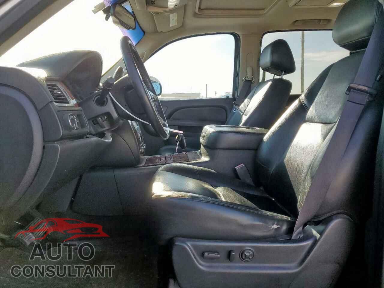 CHEVROLET AVALANCHE 2013 - 3GNMCGE03DG132995