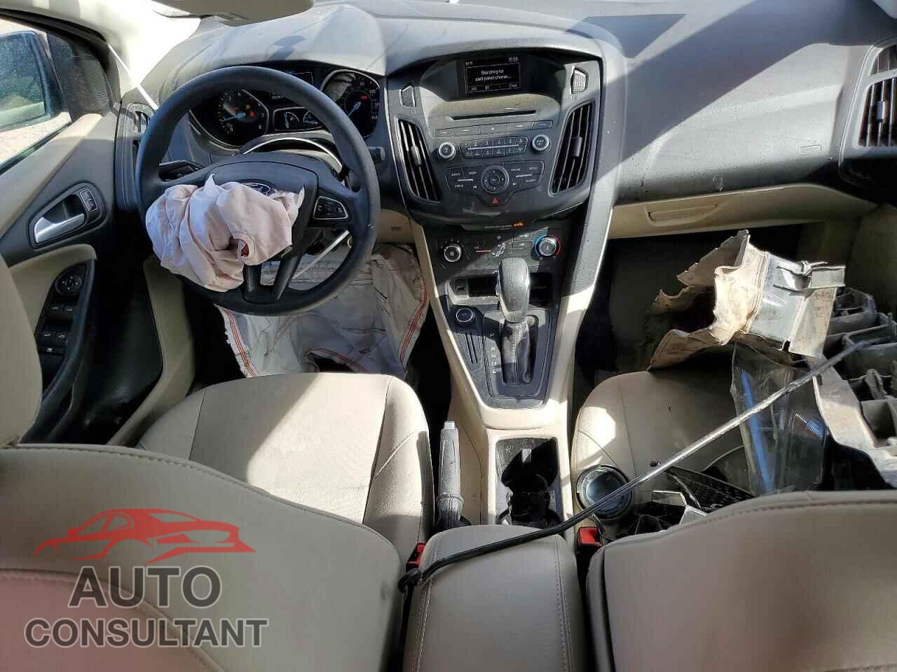 FORD FOCUS 2017 - 1FADP3F22HL214611