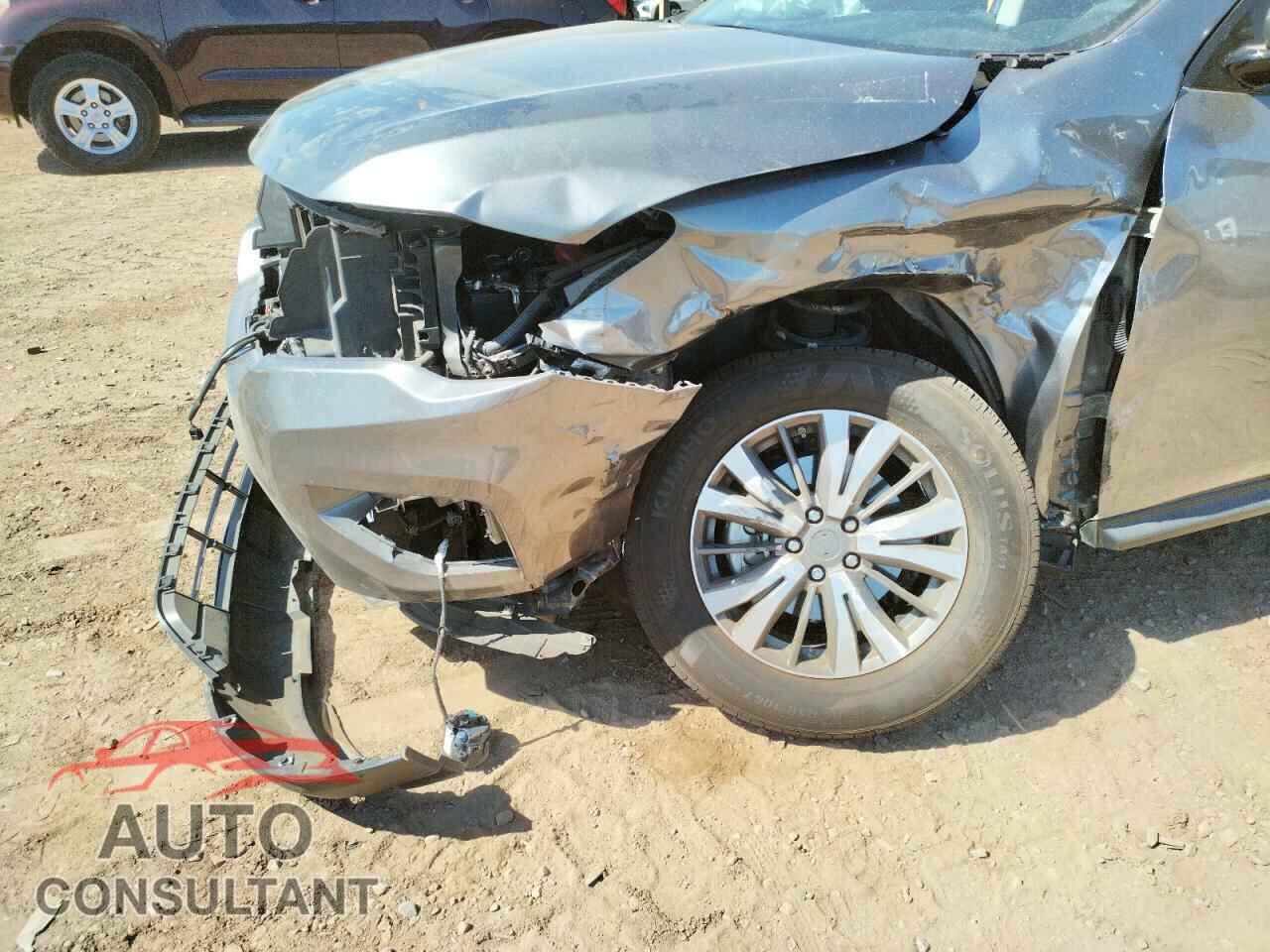 NISSAN PATHFINDER 2017 - 5N1DR2MN5HC673042