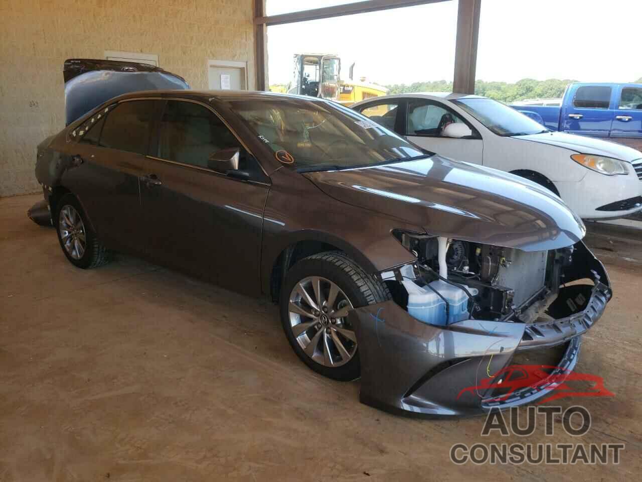 TOYOTA CAMRY 2016 - 4T4BF1FK6GR571941