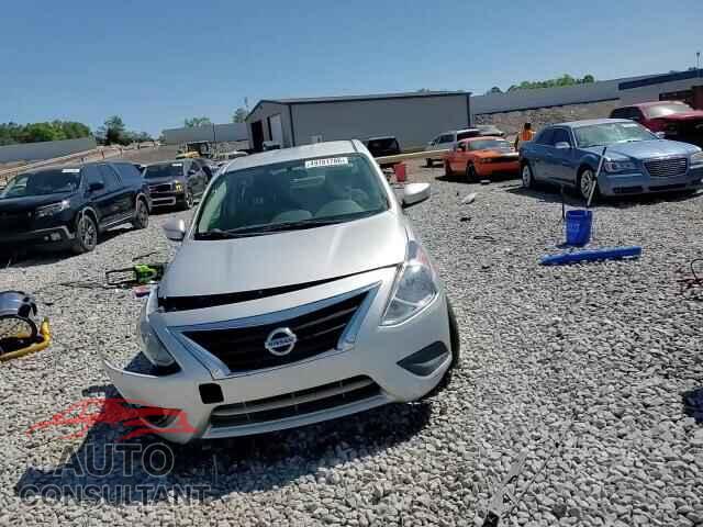 NISSAN VERSA 2019 - 3N1CN7AP3KL815952