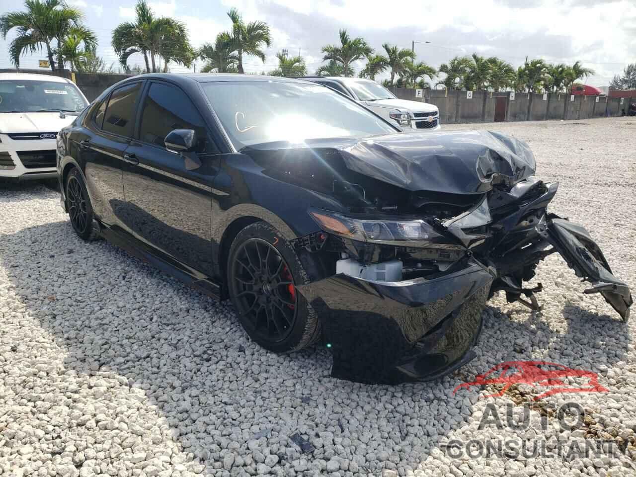 TOYOTA CAMRY 2021 - 4T1KZ1AK6MU057589