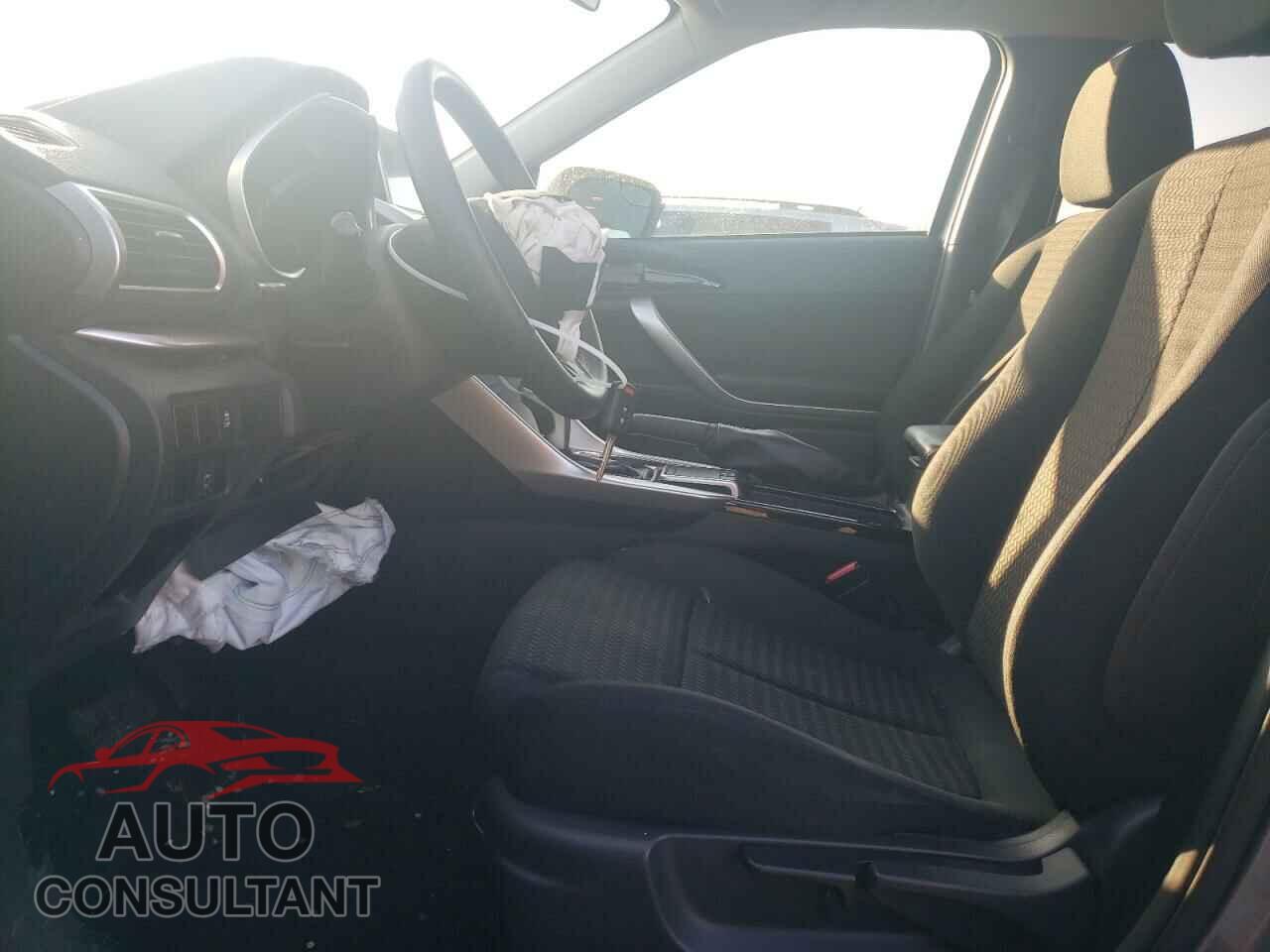 MITSUBISHI ECLIPSE 2018 - JA4AT4AA6JZ063654