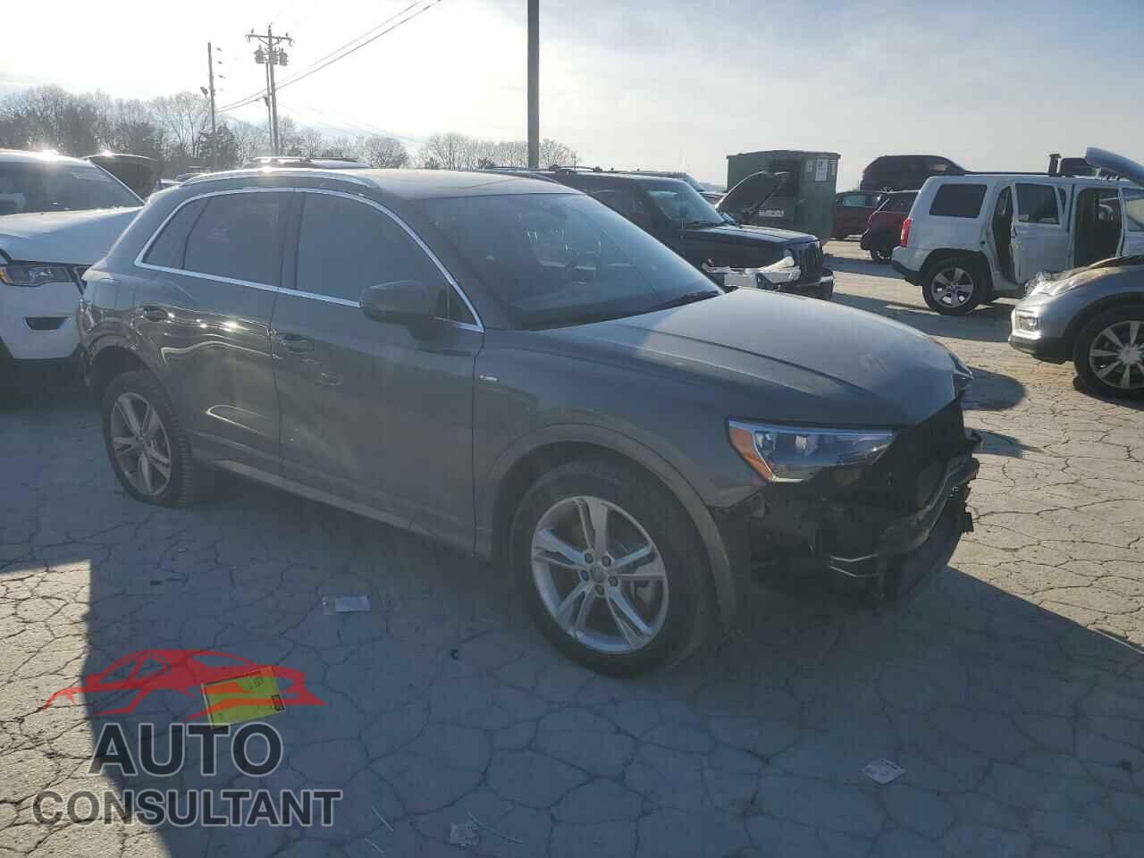 AUDI Q3 2021 - WA1DECF30M1004792