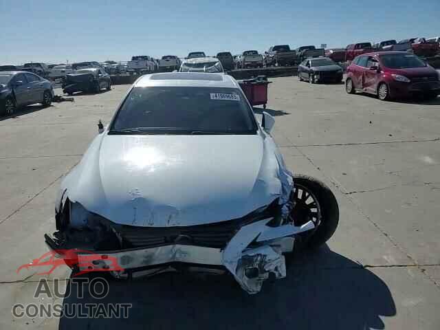 LEXUS IS 2014 - JTHCF1D25E5012375