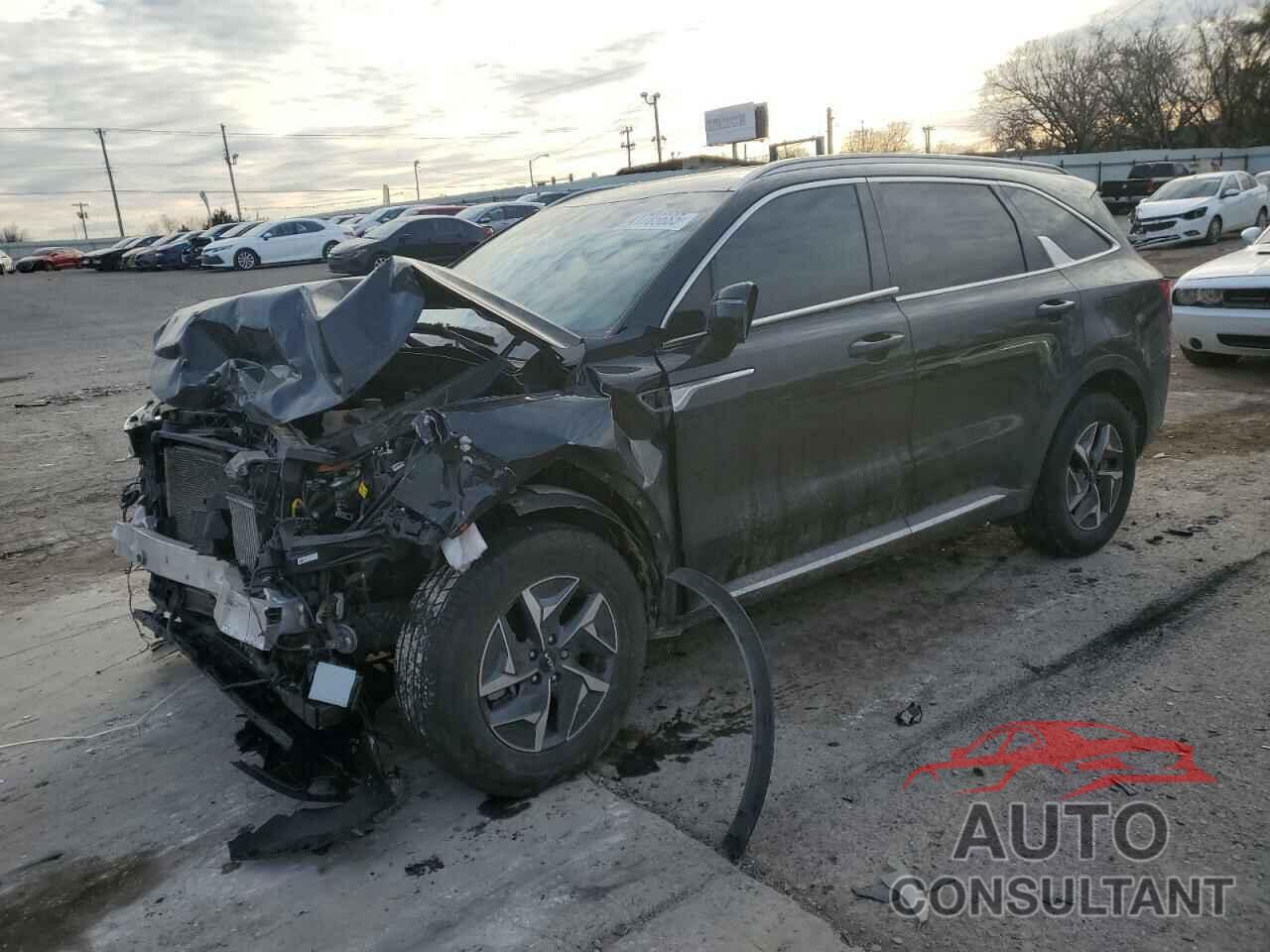 KIA SORENTO 2023 - KNDRH4LGXP5187065