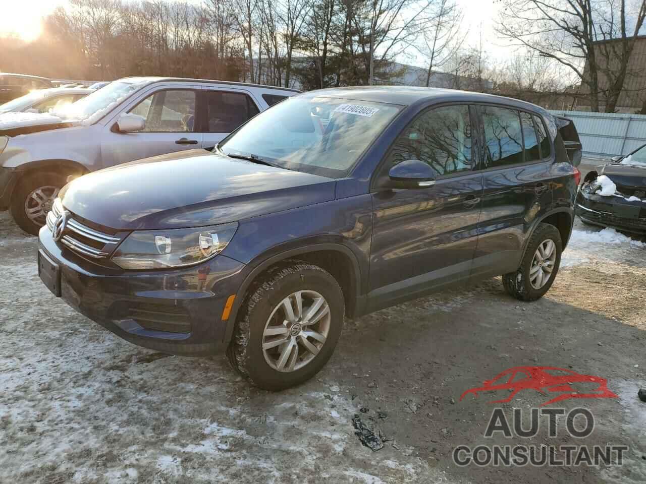 VOLKSWAGEN TIGUAN 2013 - WVGBV7AX6DW530423