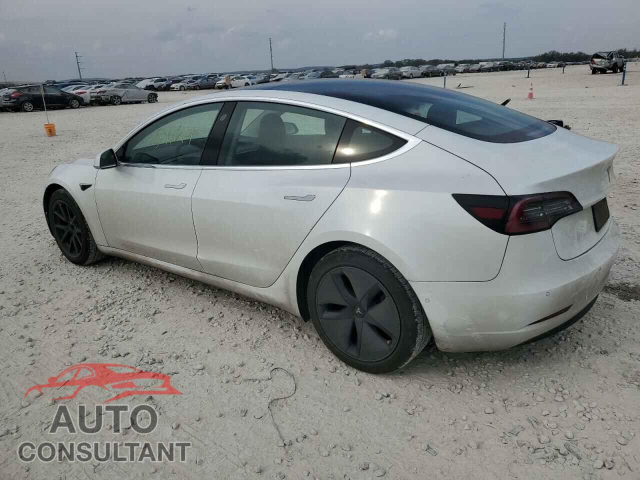 TESLA MODEL 3 2020 - 5YJ3E1EA4LF799776