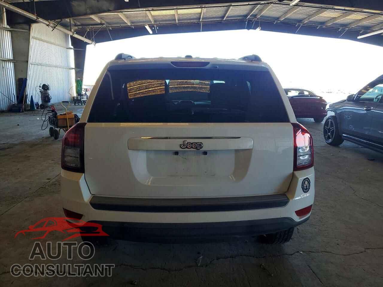 JEEP COMPASS 2014 - 1C4NJCBB4ED818401
