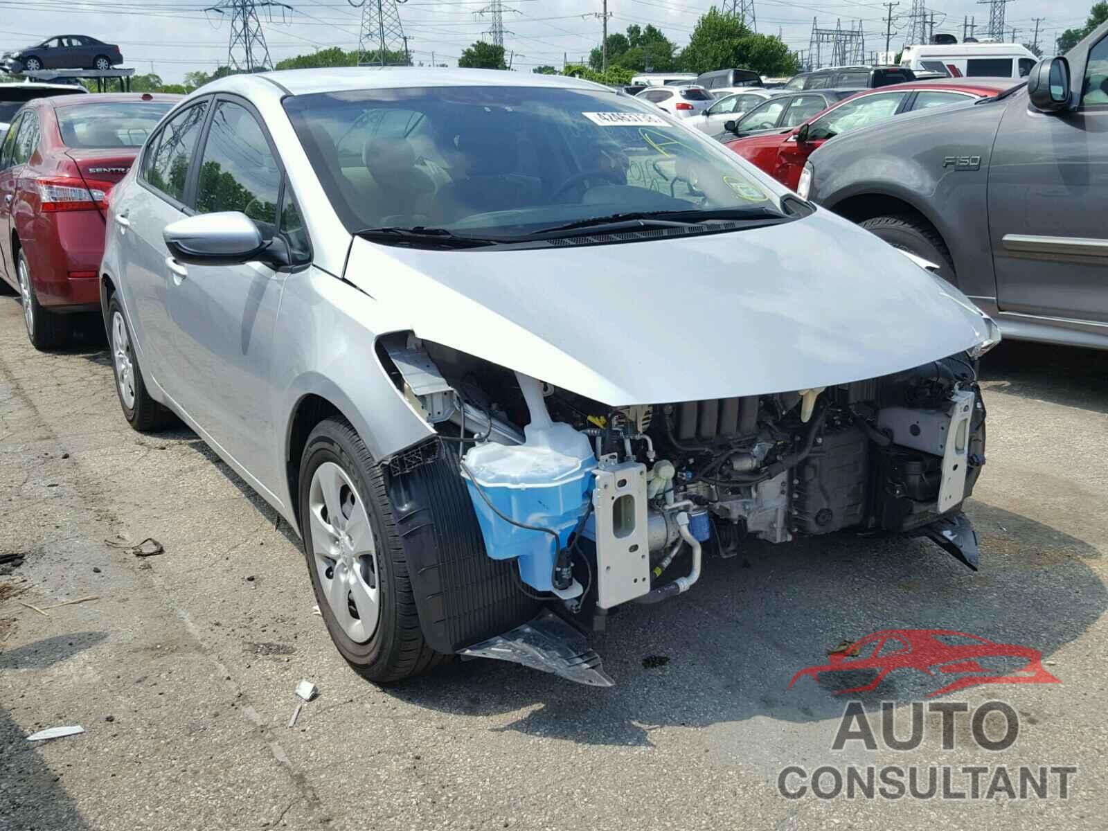 KIA FORTE 2015 - KNAFK4A67F5437405