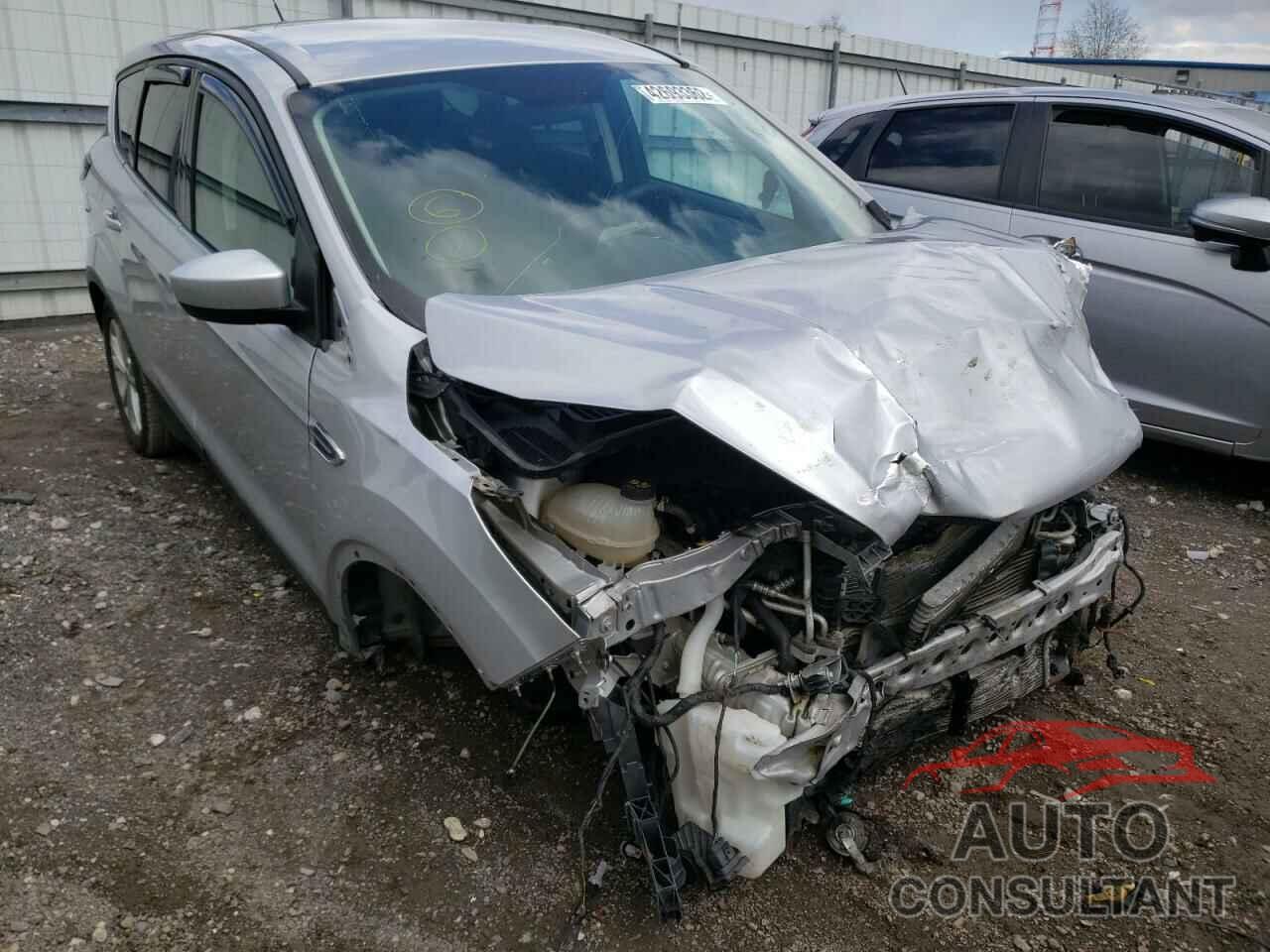 FORD ESCAPE 2017 - 1FMCU9GD9HUB82330
