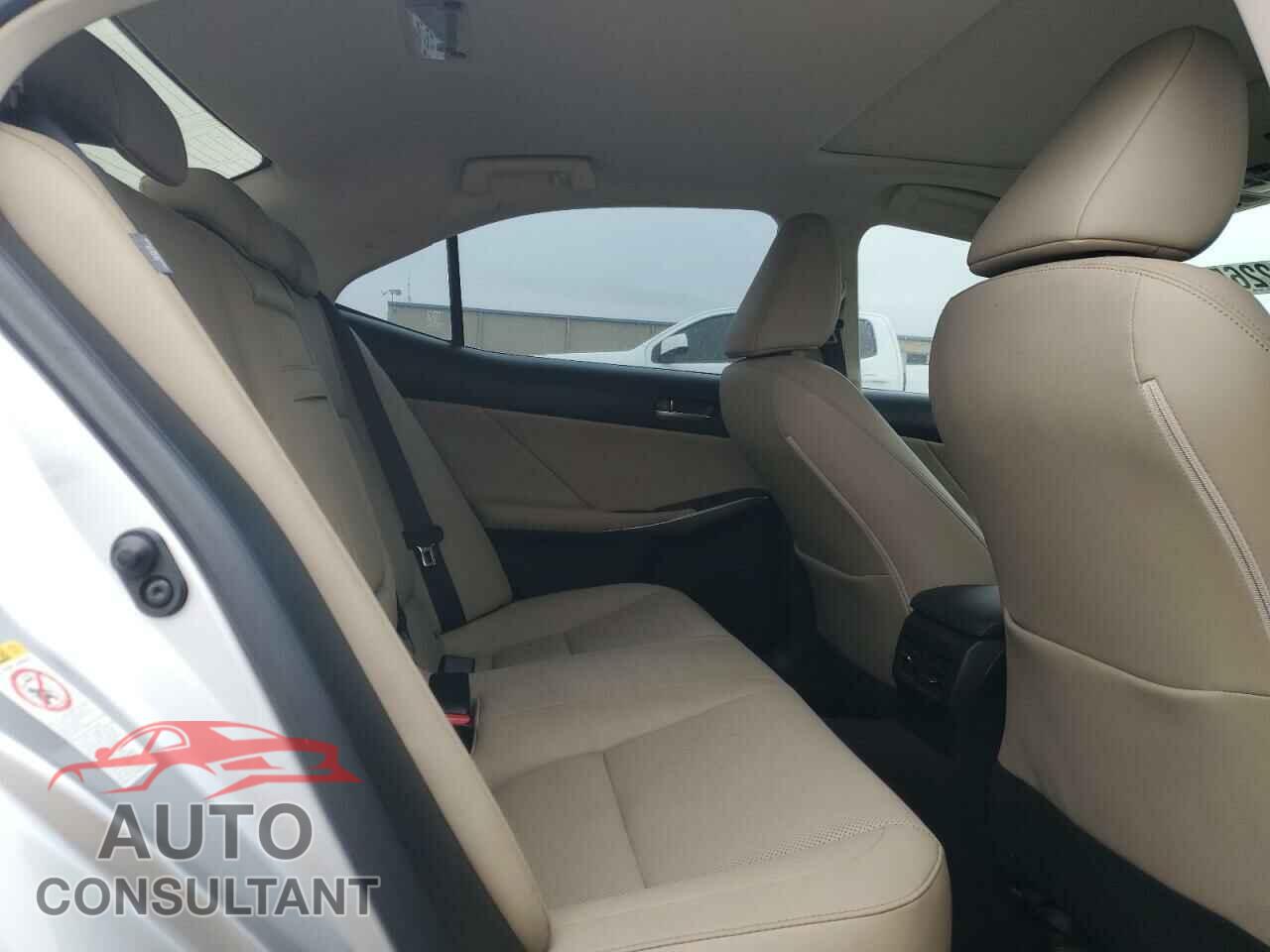 LEXUS IS 2017 - JTHBA1D26H5041981