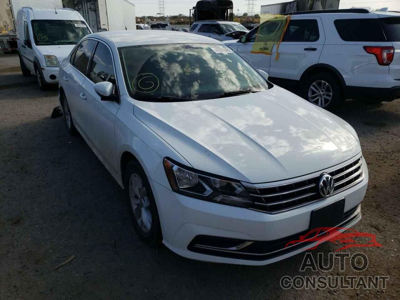 VOLKSWAGEN PASSAT 2016 - 1VWAT7A30GC022227