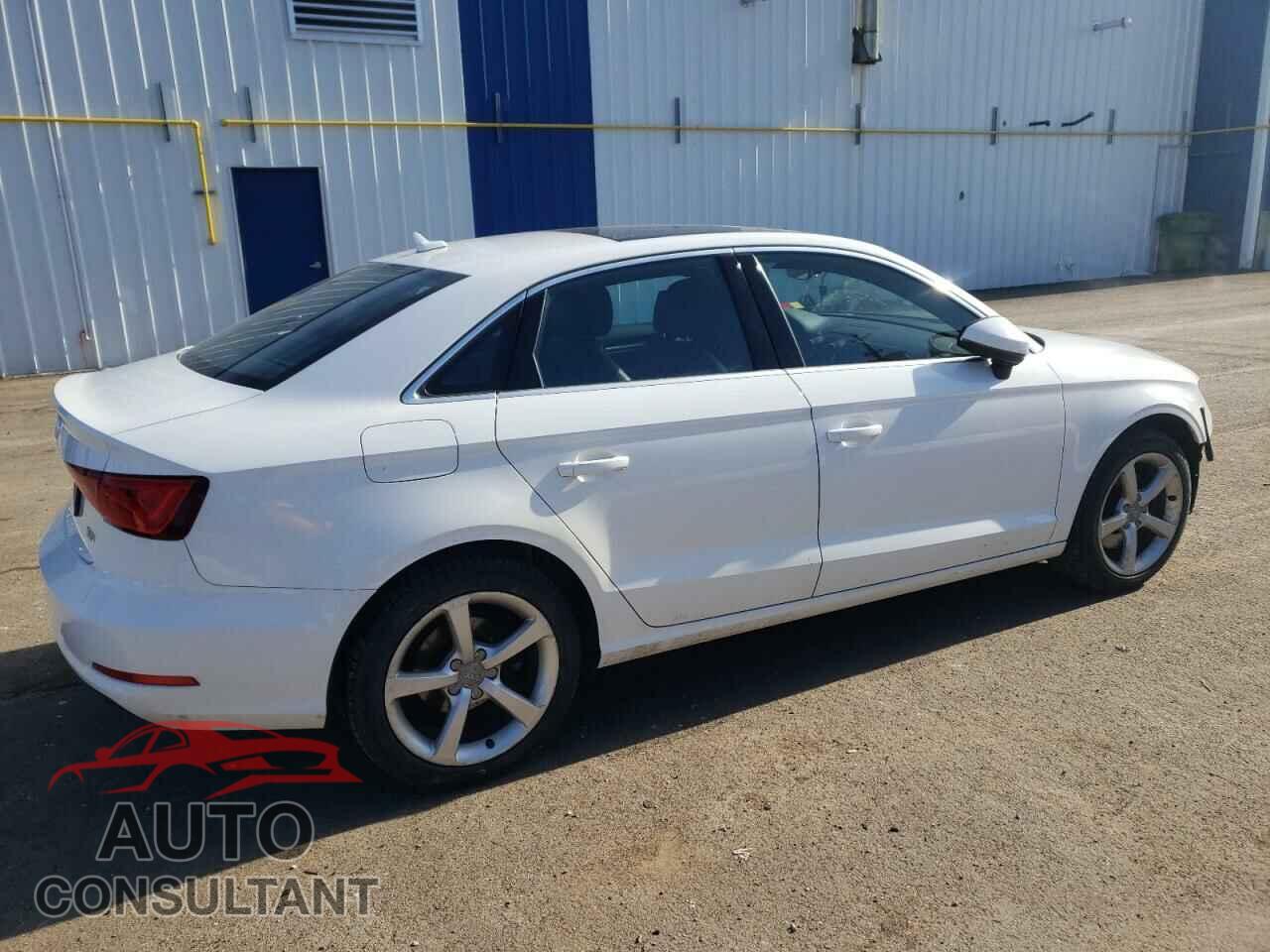 AUDI A3 2016 - WAUA7GFF3G1036206