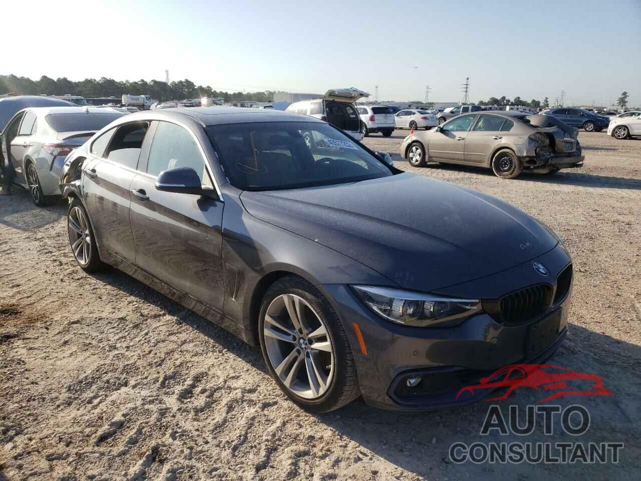 BMW 4 SERIES 2018 - WBA4J1C52JBG77438