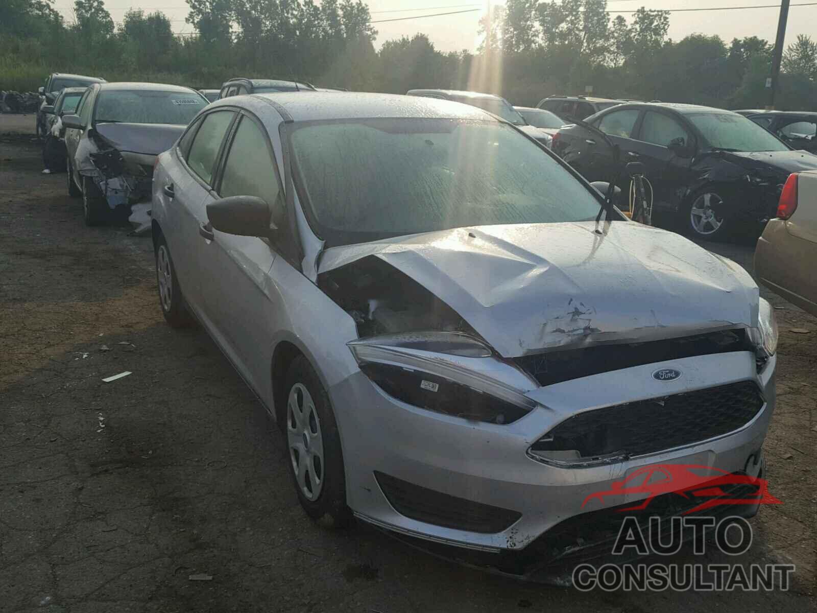FORD FOCUS 2017 - 1FADP3E23HL330868