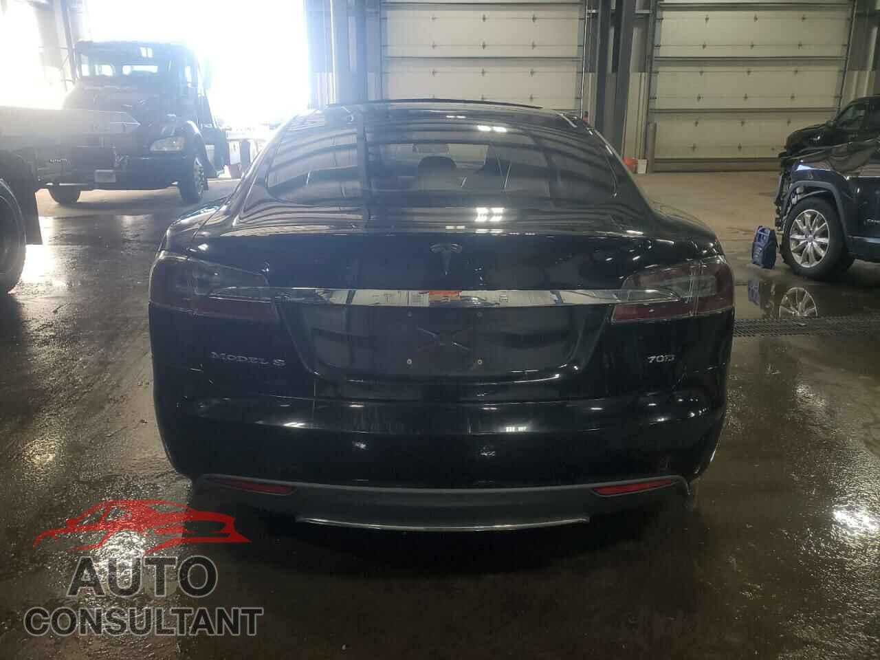 TESLA MODEL S 2015 - 5YJSA1S22FF089834