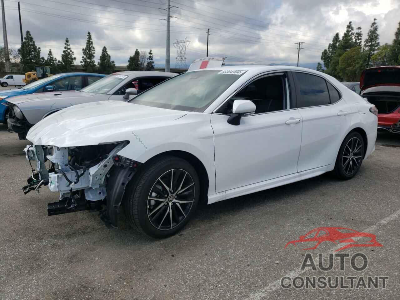 TOYOTA CAMRY 2024 - 4T1G11AK5RU878798
