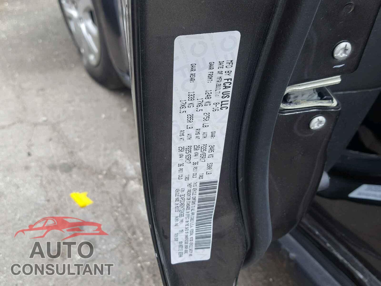 DODGE JOURNEY SE 2017 - 3C4PDCAB2HT524365
