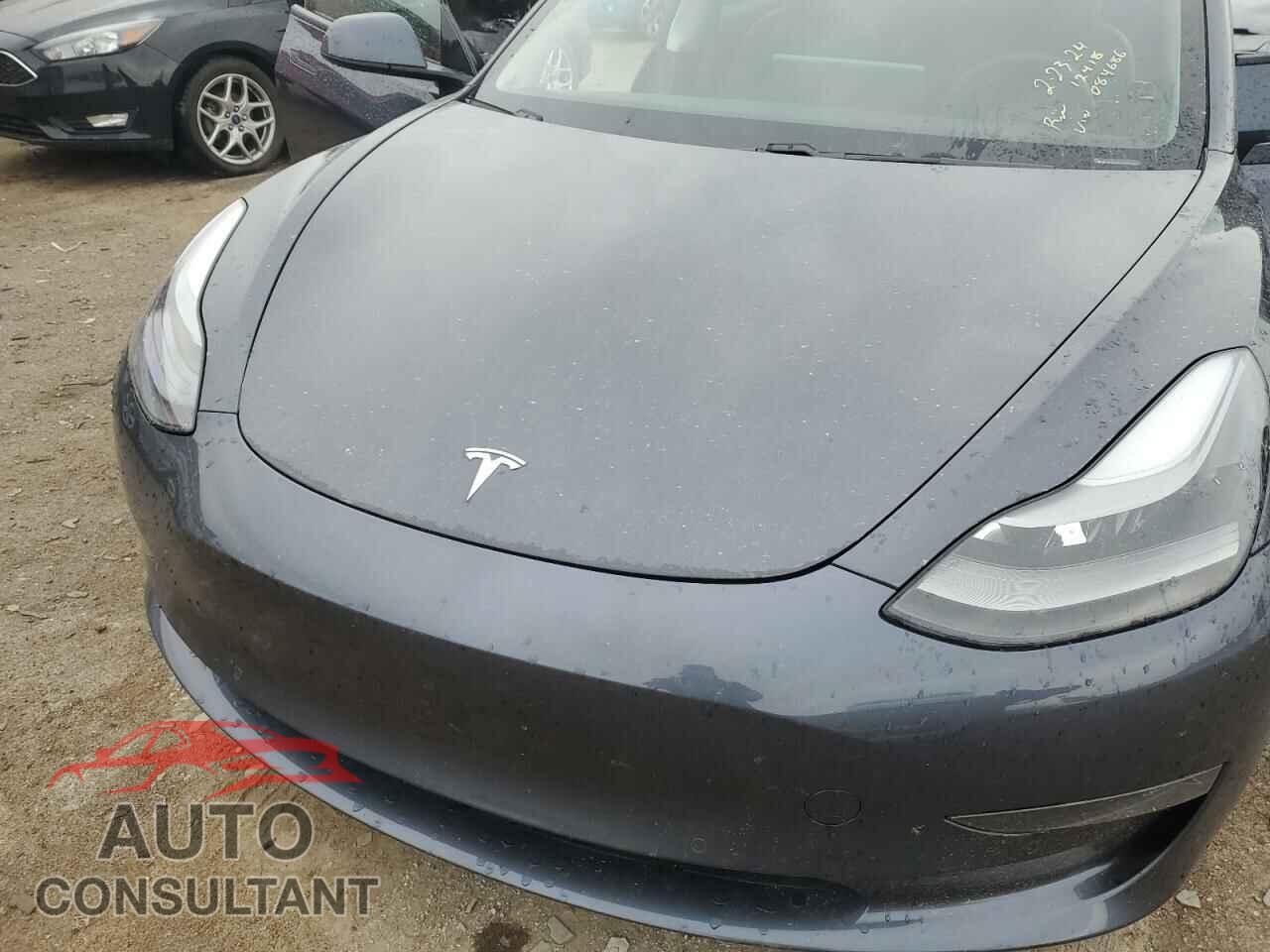 TESLA MODEL 3 2021 - 5YJ3E1EA9MF084686