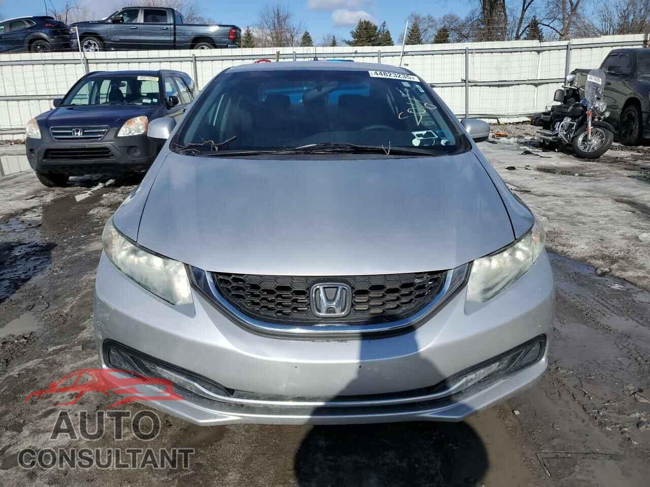 HONDA CIVIC 2012 - 2HGFB2F82CH511353