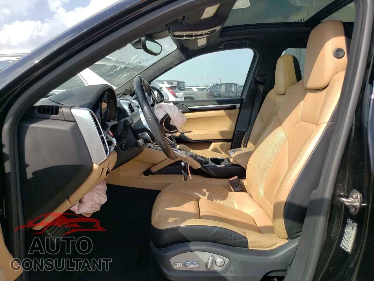 PORSCHE CAYENNE 2016 - WP1AE2A25GLA61904