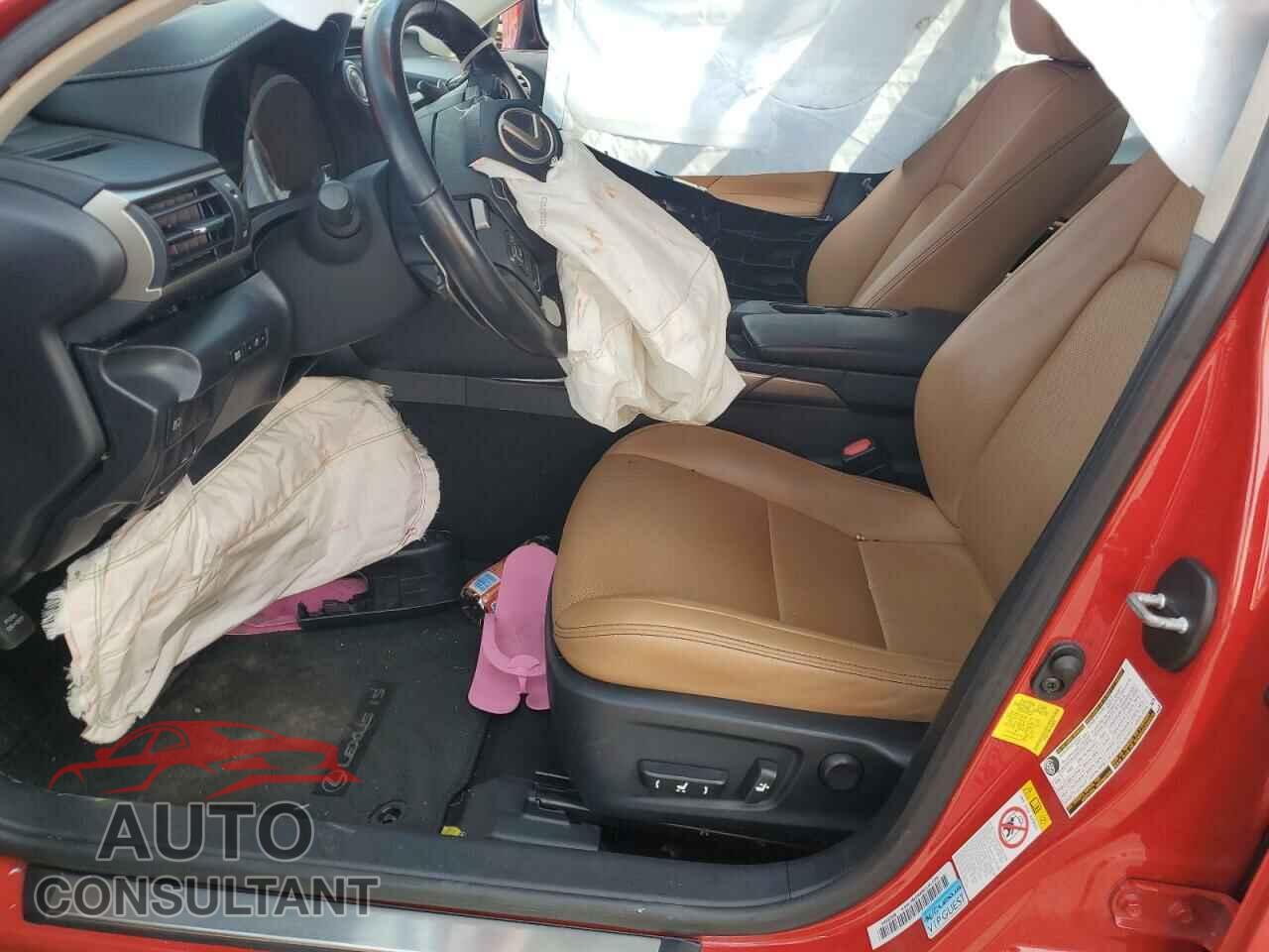 LEXUS IS 2017 - JTHBA1D20H5060896