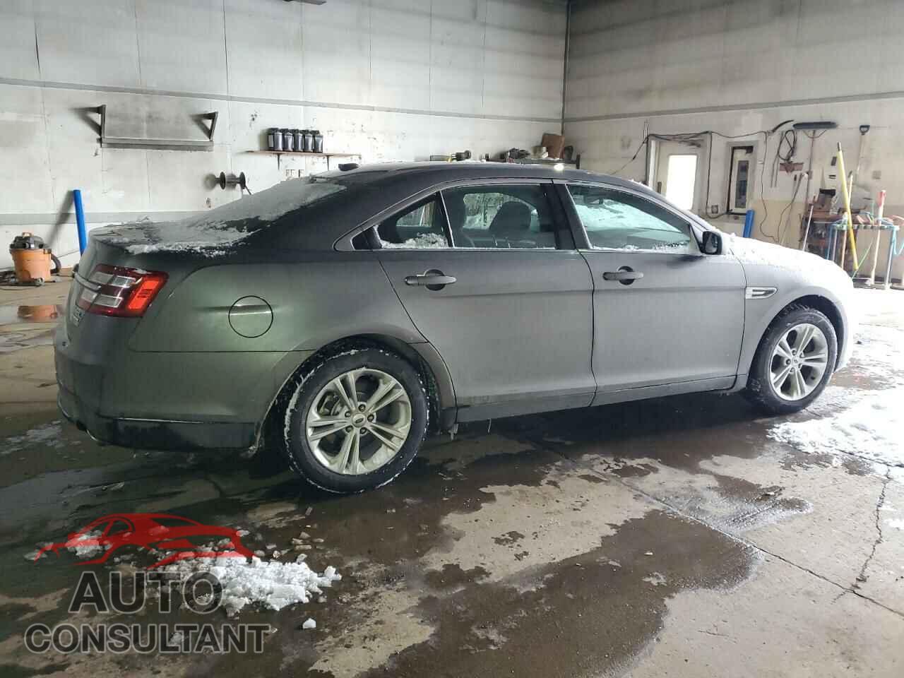 FORD TAURUS 2013 - 1FAHP2E80DG145065