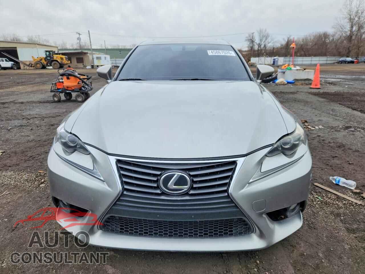LEXUS IS 2014 - JTHCF1D29E5010399