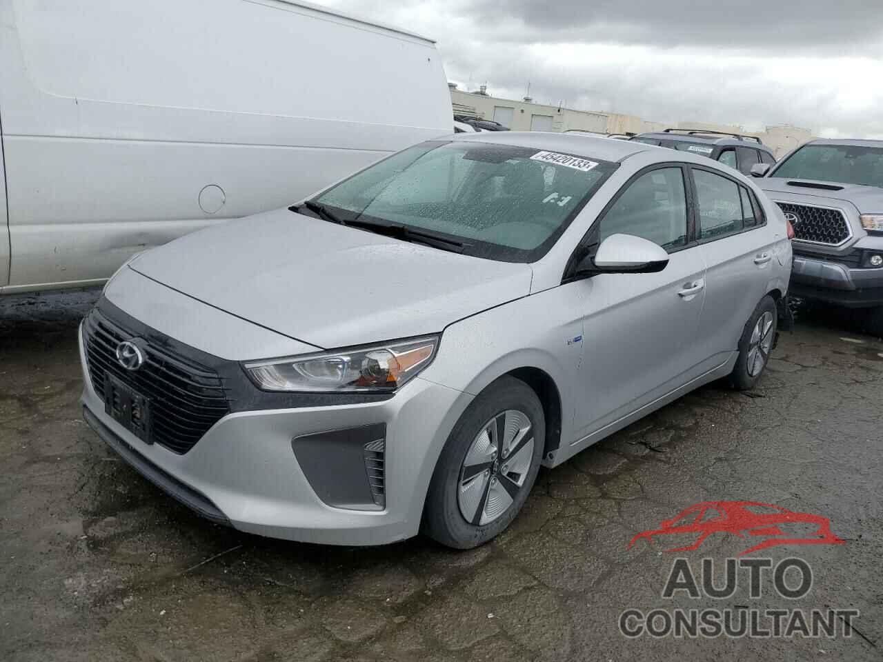 HYUNDAI IONIQ 2017 - KMHC65LC8HU056511