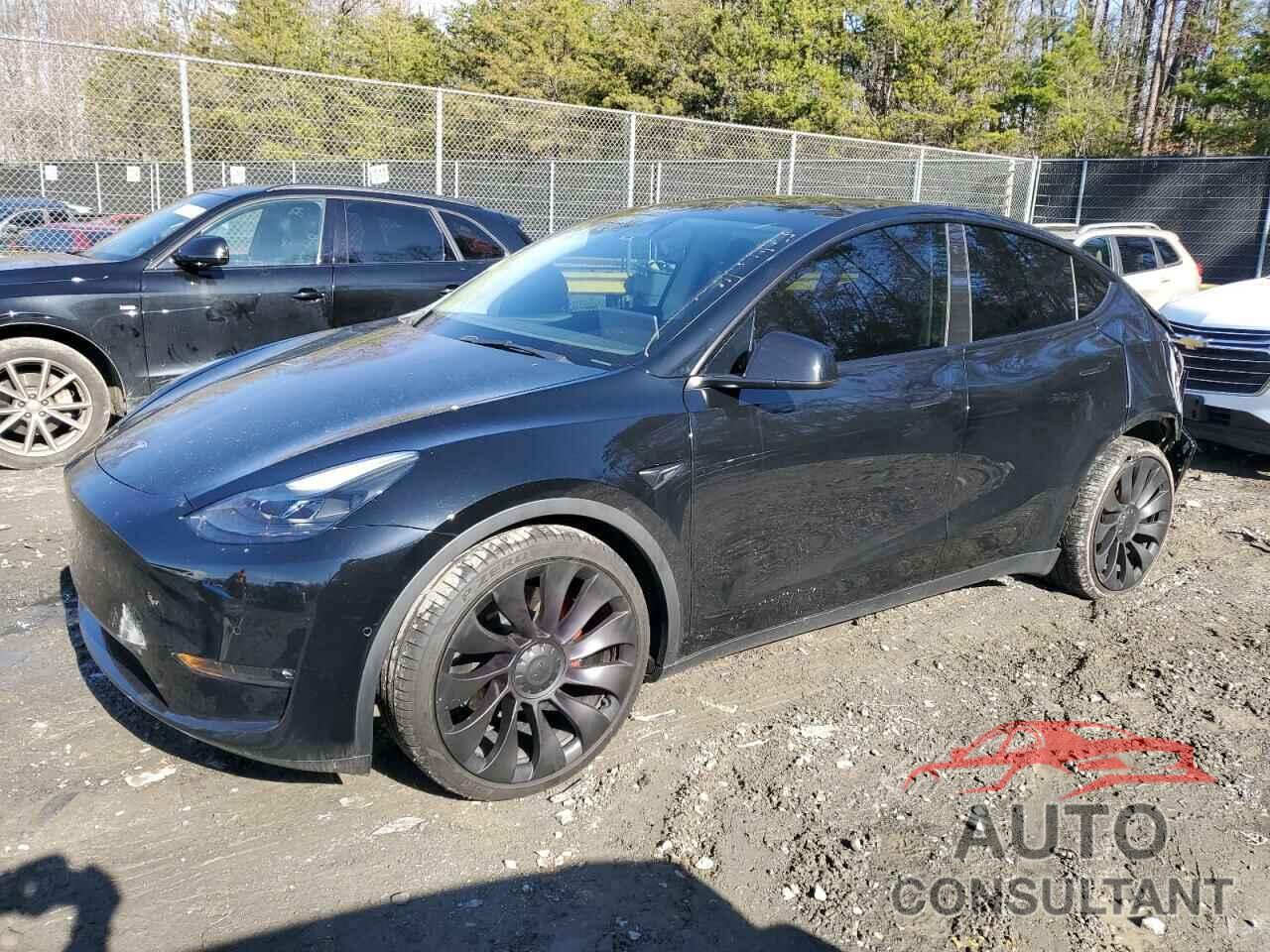 TESLA MODEL Y 2021 - 5YJYGDEF6MF151287