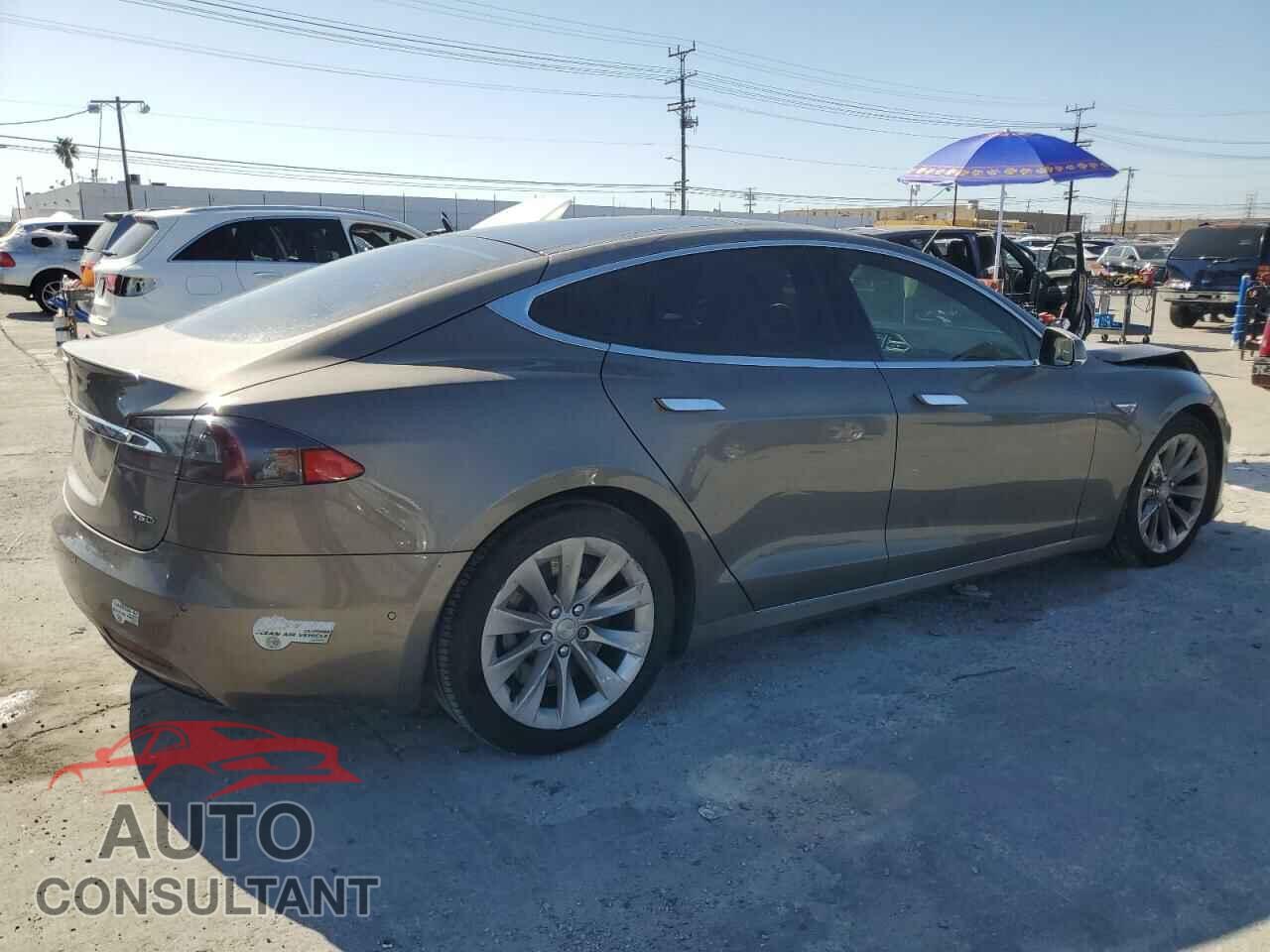 TESLA MODEL S 2016 - 5YJSA1E20GF159926