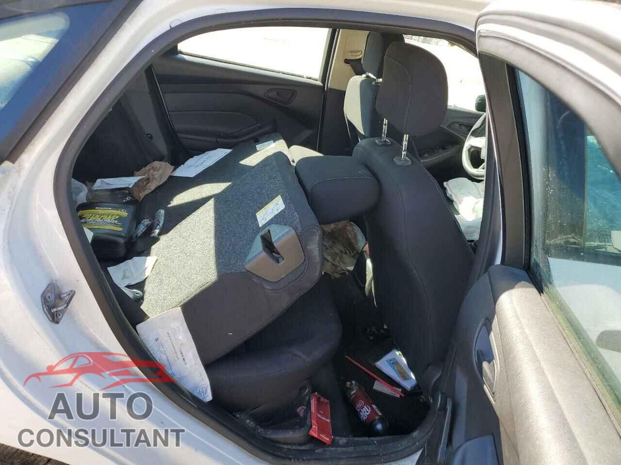FORD FOCUS 2015 - 1FADP3E2XFL353836