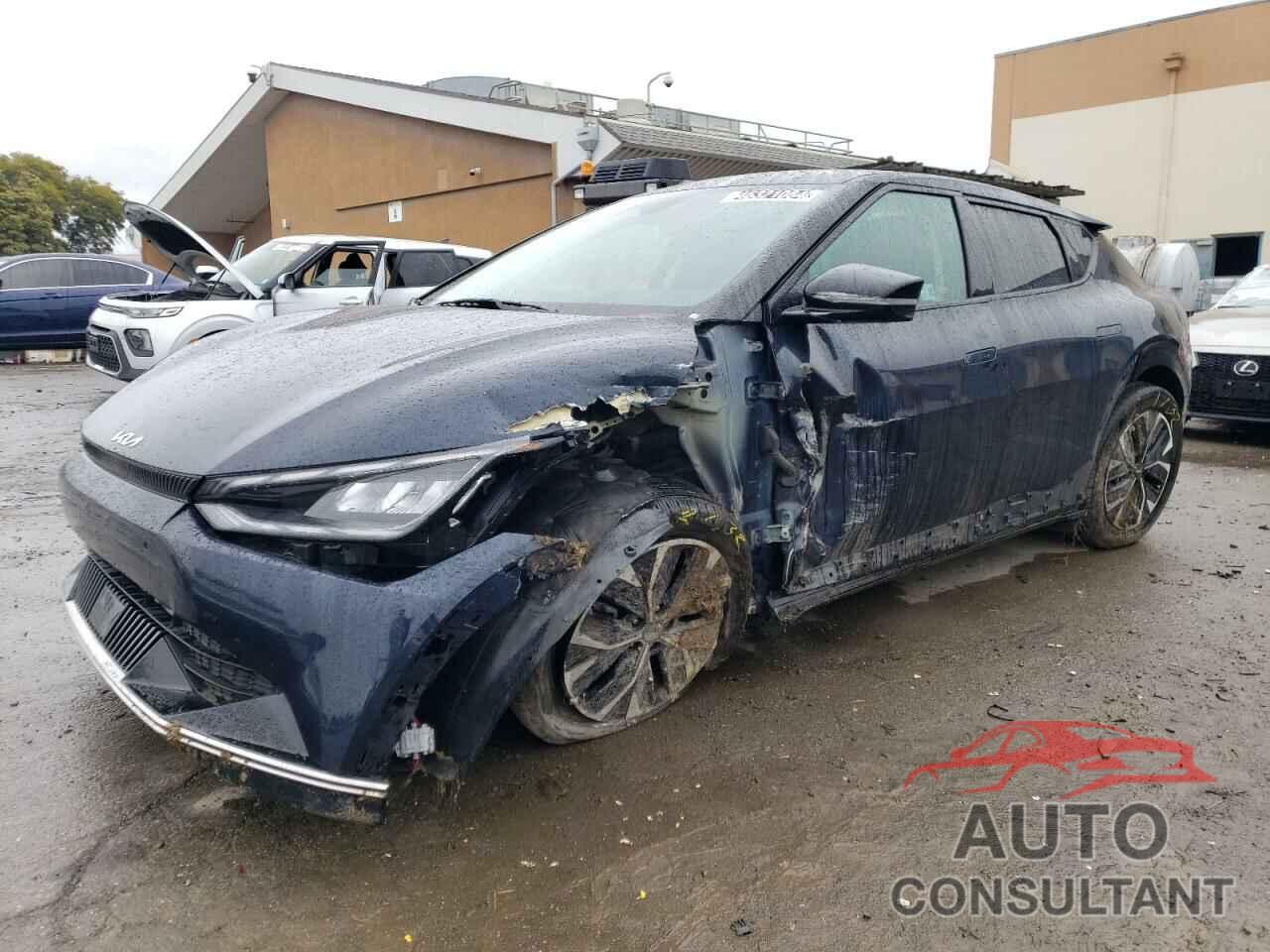 KIA EV6 LIGHT 2023 - KNDC34LA4P5602171