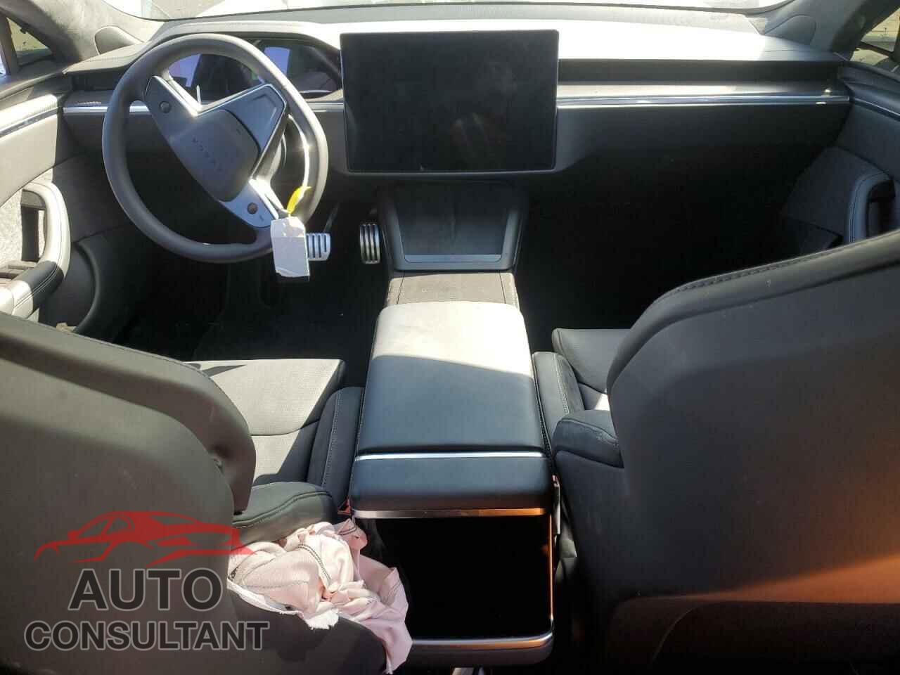 TESLA MODEL S 2024 - 5YJSA1E64RF538417