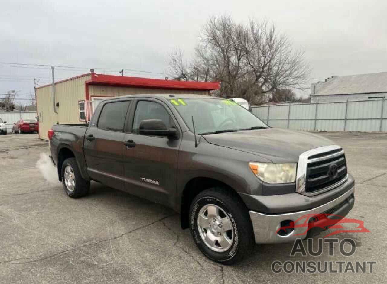 TOYOTA TUNDRA 2011 - 5TFEM5F14BX023573