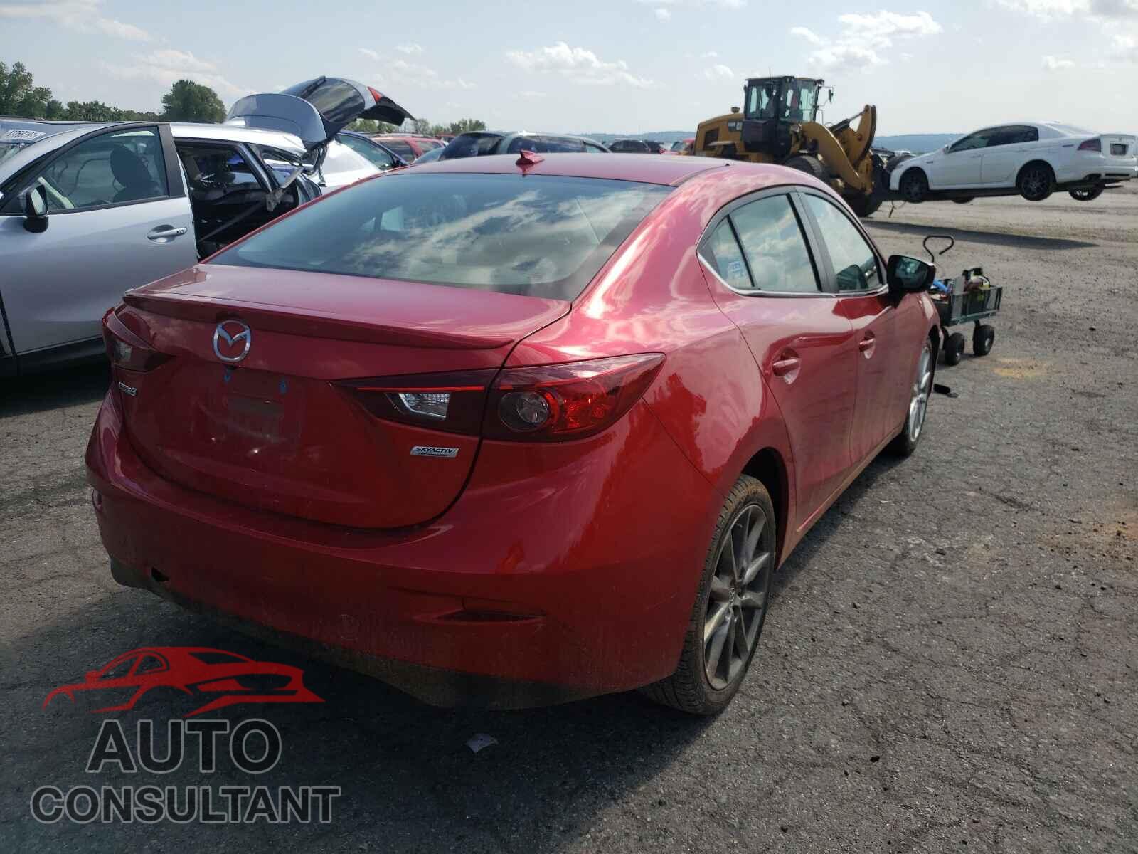 MAZDA 3 2018 - 3MZBN1V34JM267799