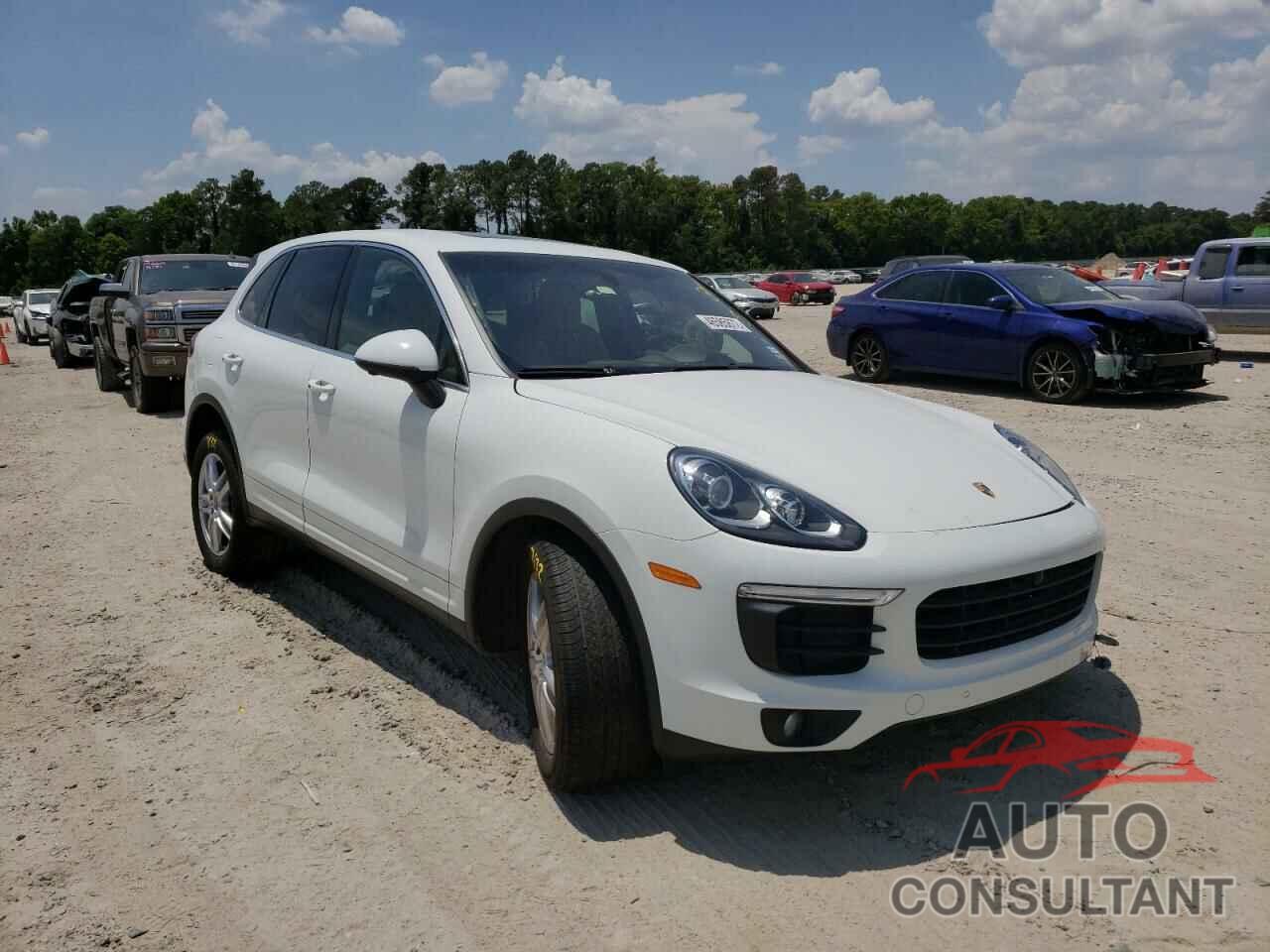 PORSCHE CAYENNE 2016 - WP1AA2A21GKA12622