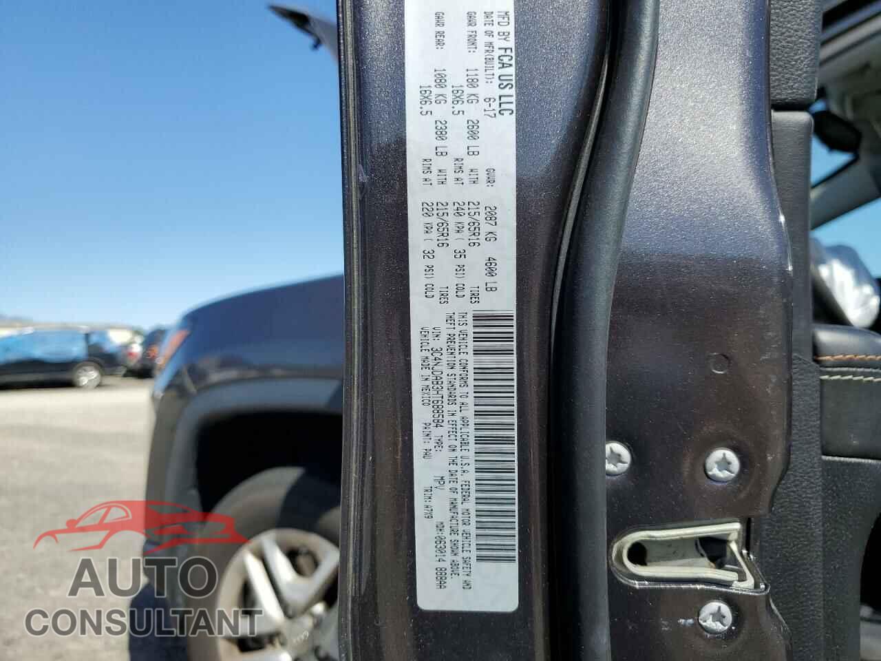 JEEP COMPASS 2017 - 3C4NJDAB3HT688584