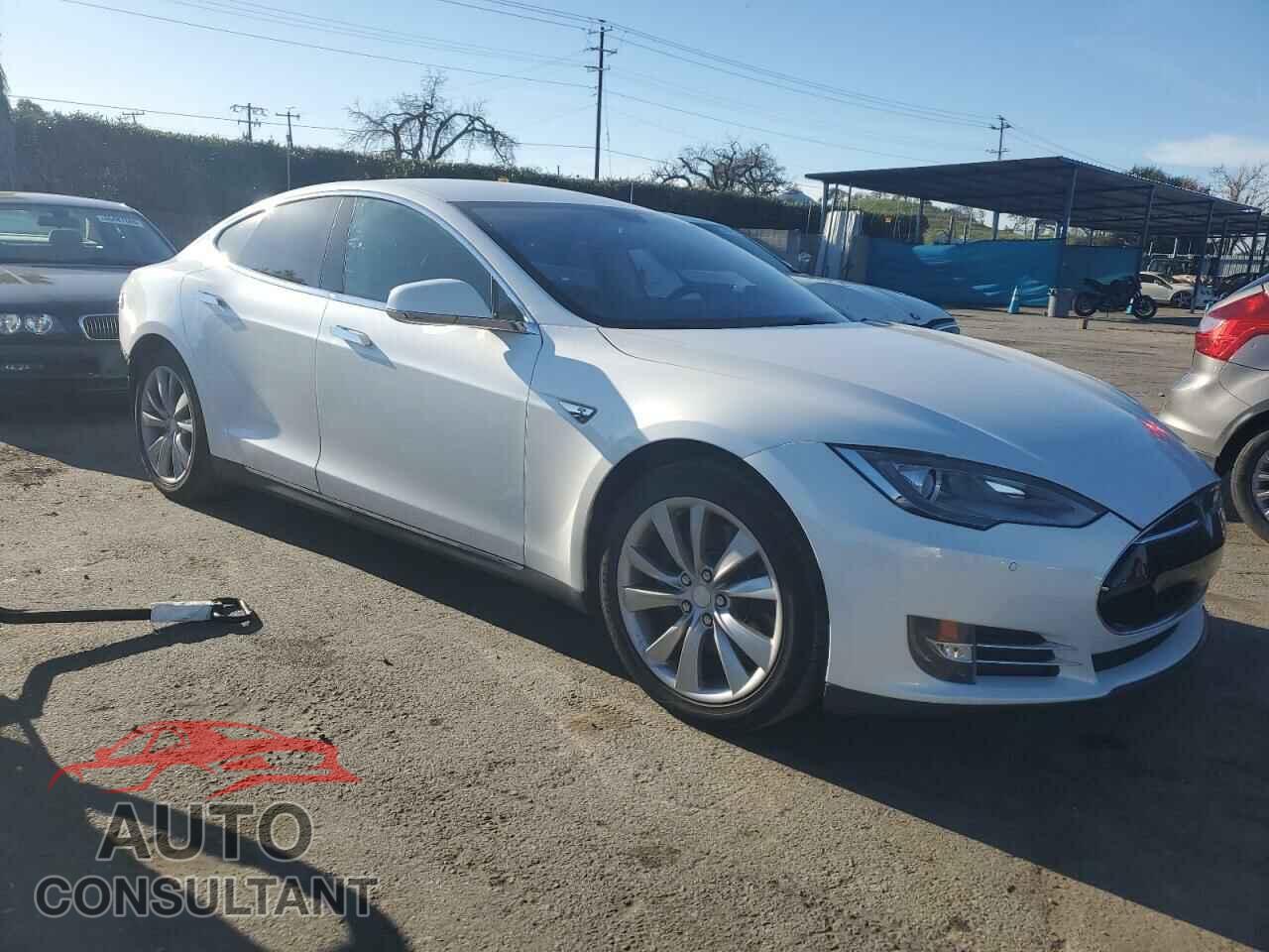 TESLA MODEL S 2013 - 5YJSA1DPXDFP25633