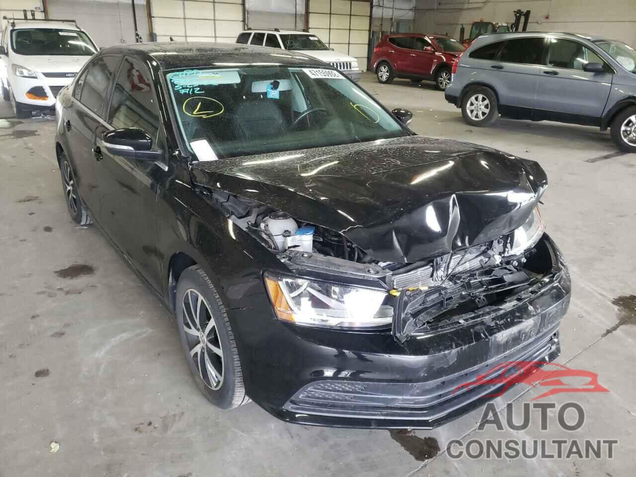 VOLKSWAGEN JETTA 2018 - 3VWDB7AJ8JM262307