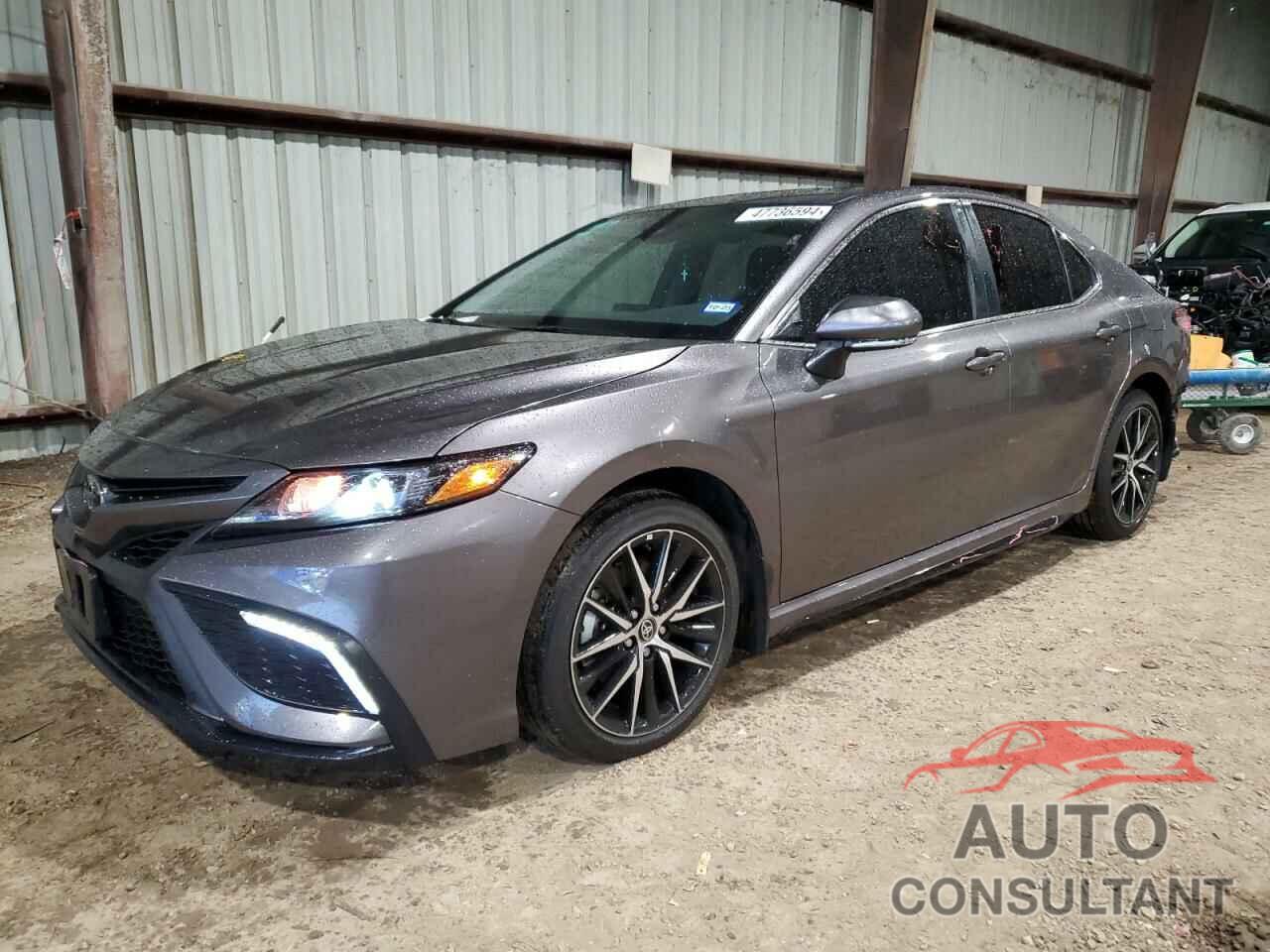 TOYOTA CAMRY 2024 - 4T1G11AK3RU199418
