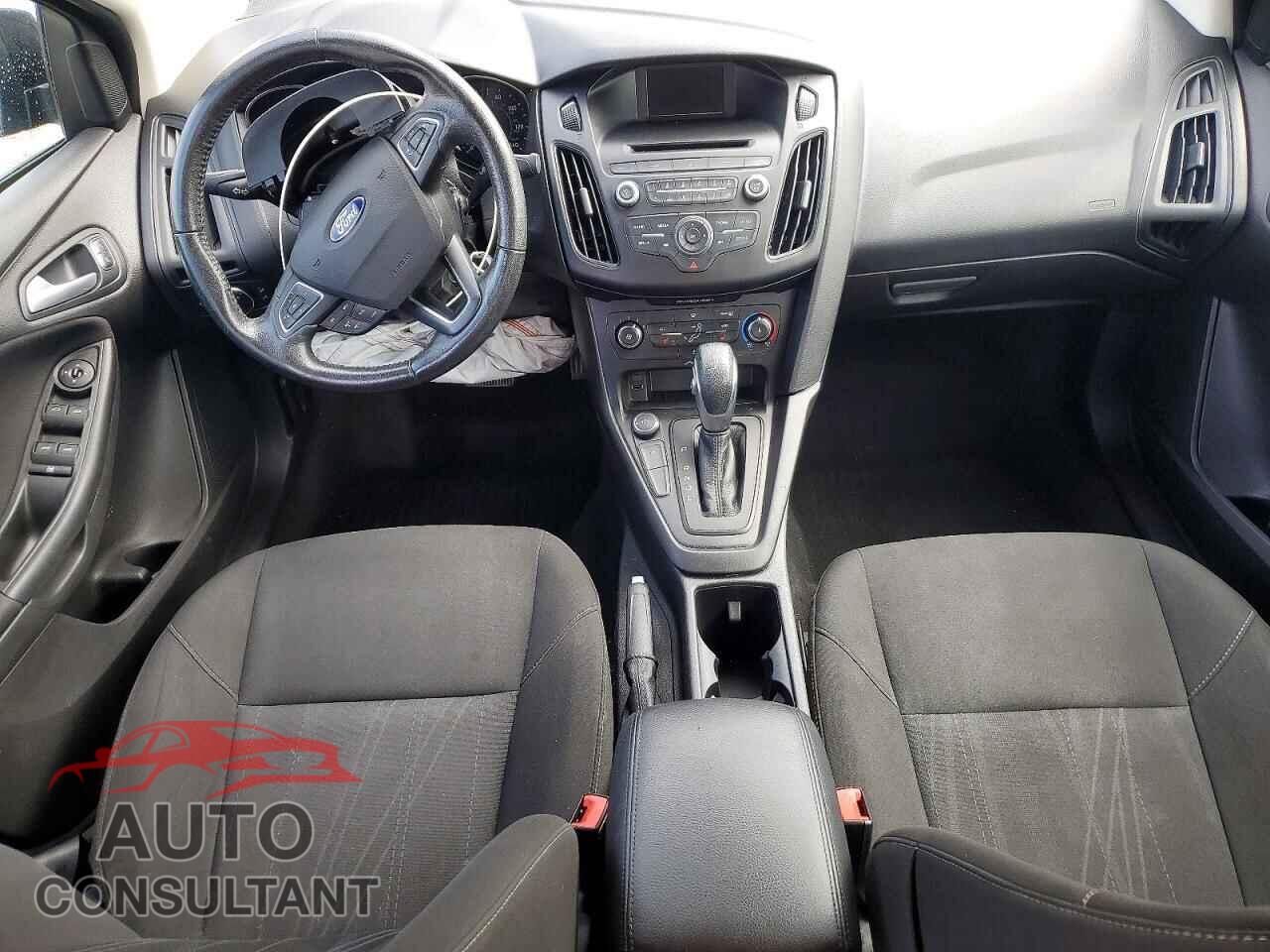 FORD FOCUS 2017 - 1FADP3F23HL344736