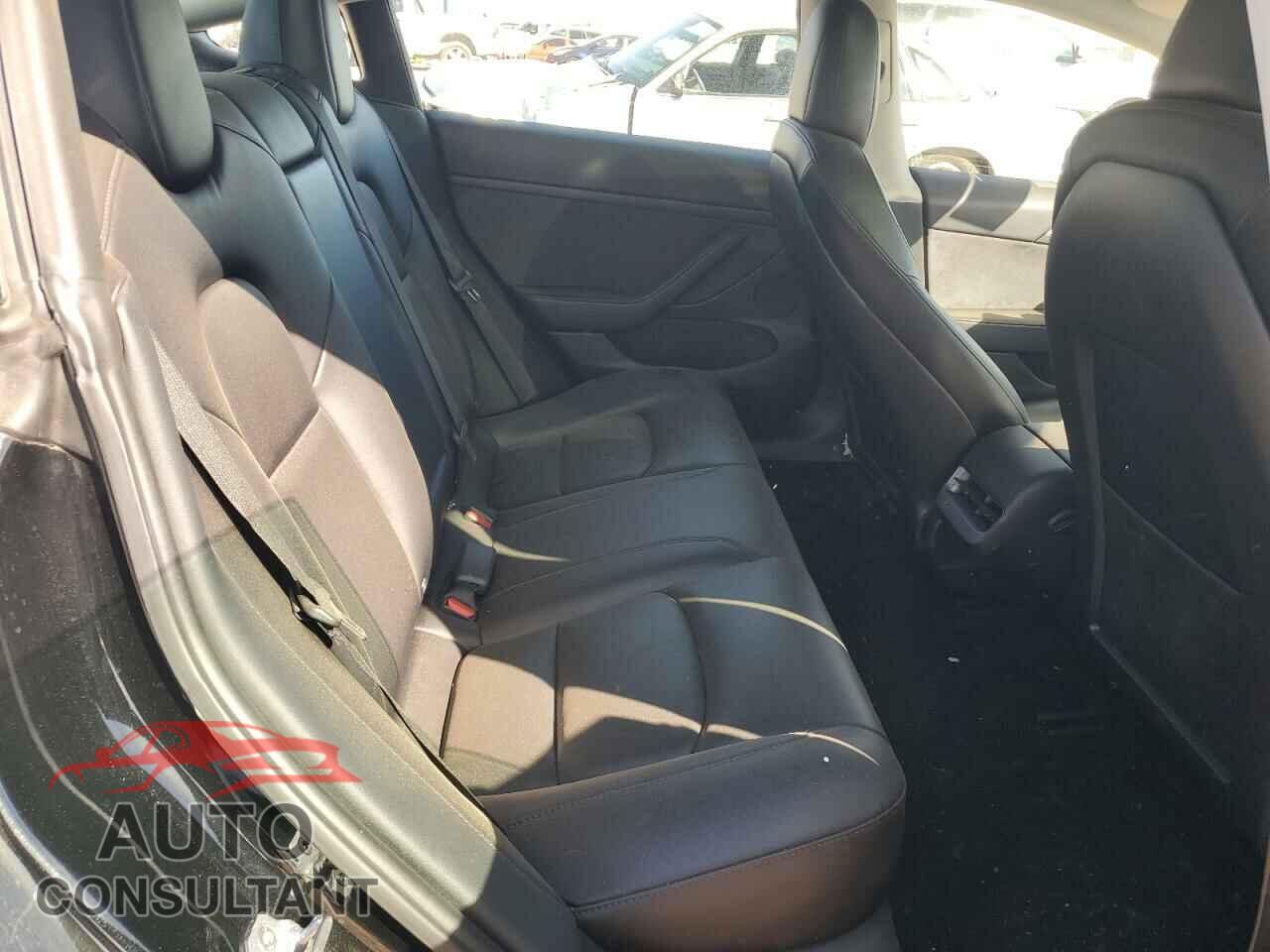 TESLA MODEL 3 2023 - 5YJ3E1EA4PF459775