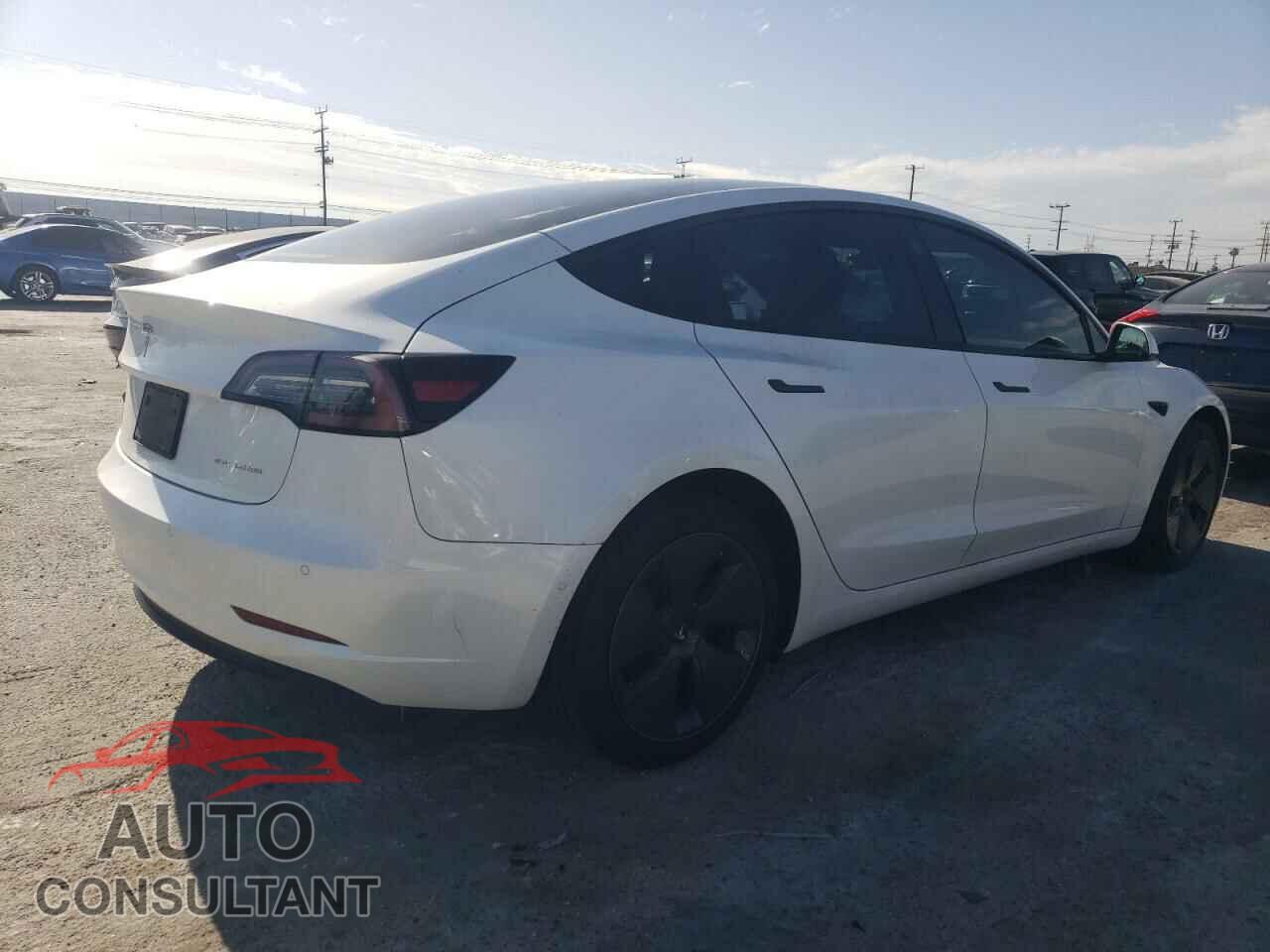 TESLA MODEL 3 2022 - 5YJ3E1EB2NF210008